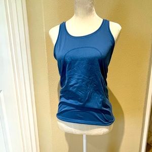 Lululemon Swiftly Tech Tank - size 8